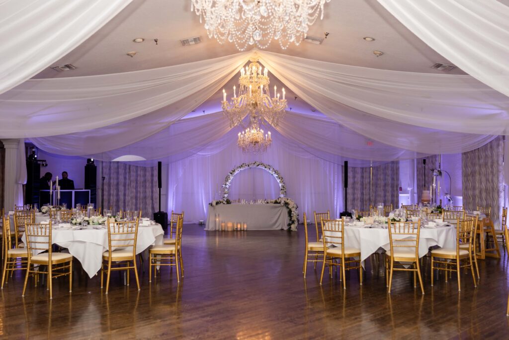 Wedding Reception Ballroom at The Highland Manor Apopka | Photo by Phavy Photography - Apopka Wedding Photographer