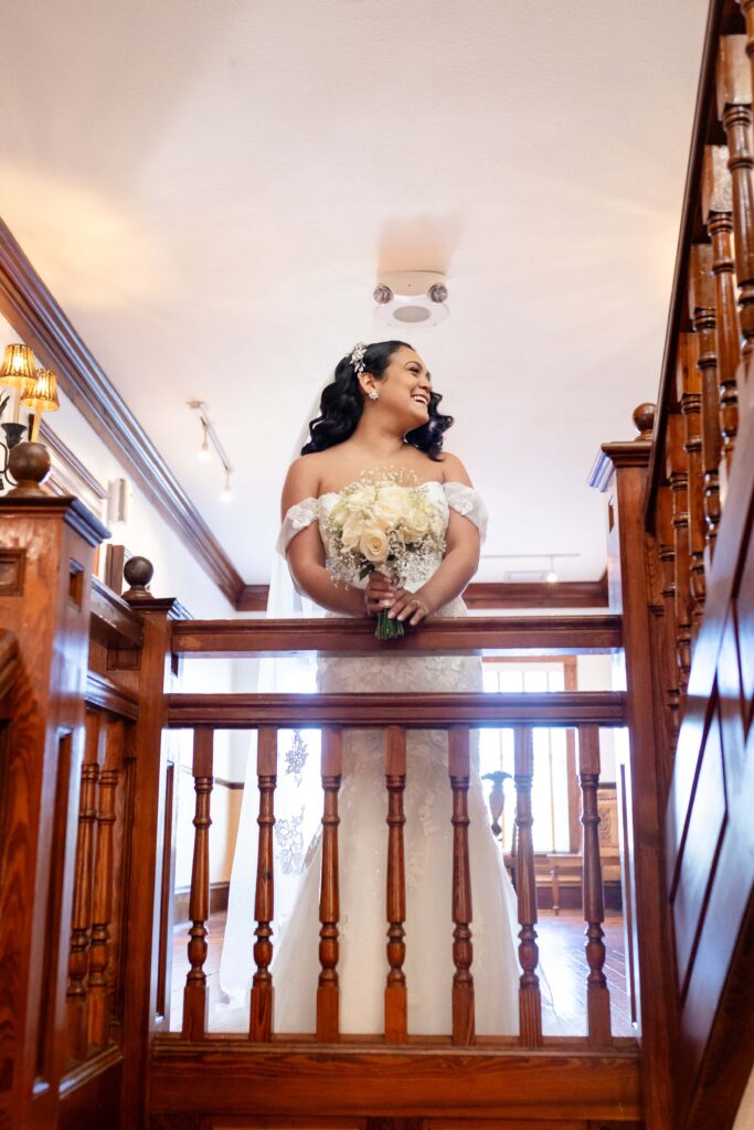 Candid moment of bride at the Highland Manor, photographed by Phavy Photography, Orlando wedding photographer