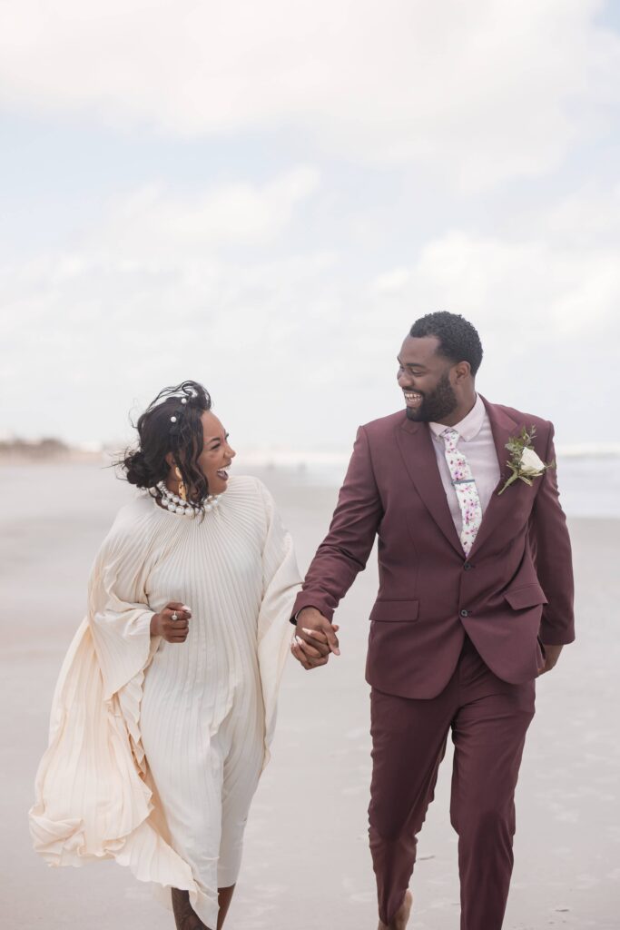 Elopement Photos at Vilano Beach | St. Augustine Wedding Photographer - Phavy Photography