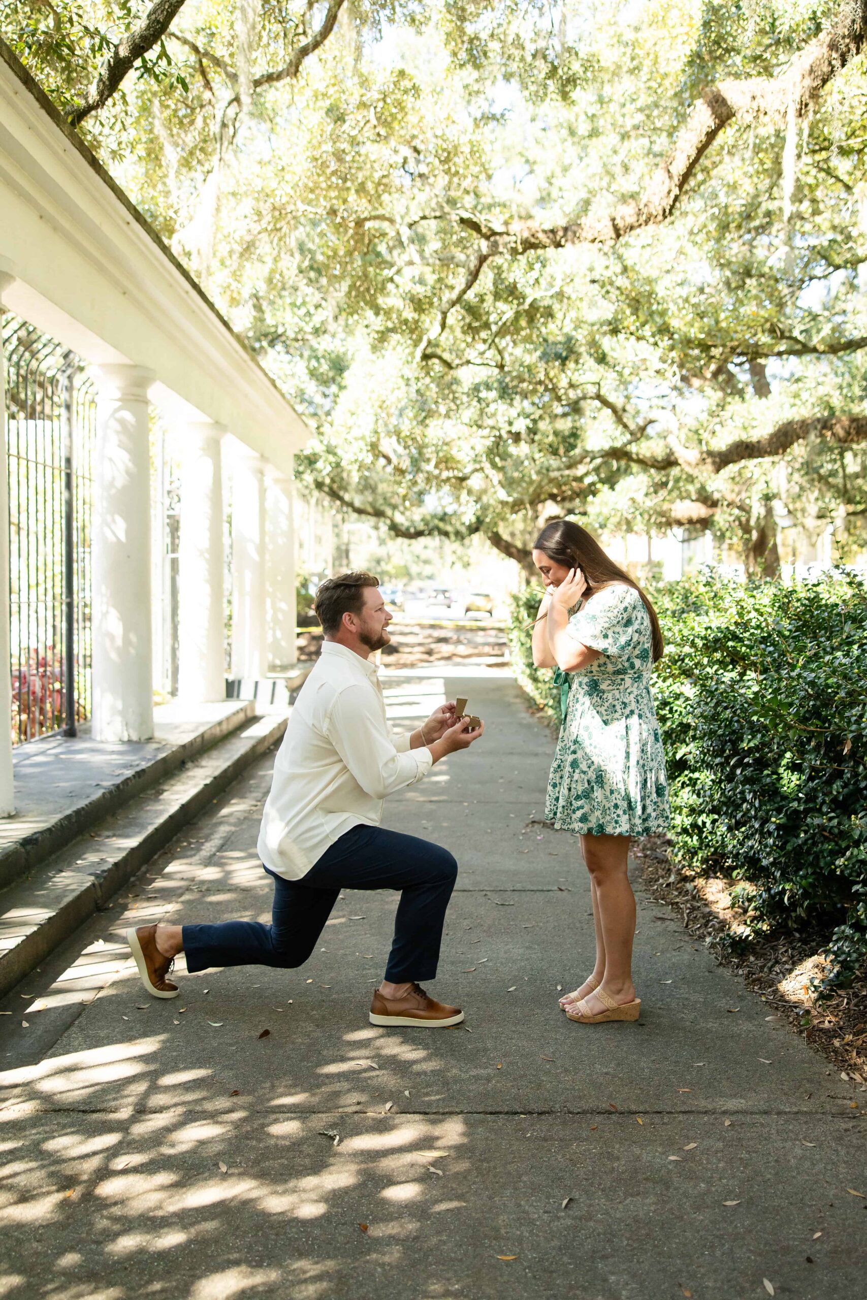Surprise proposal at Forsyth Park, Savannah GA | Phavy Photography