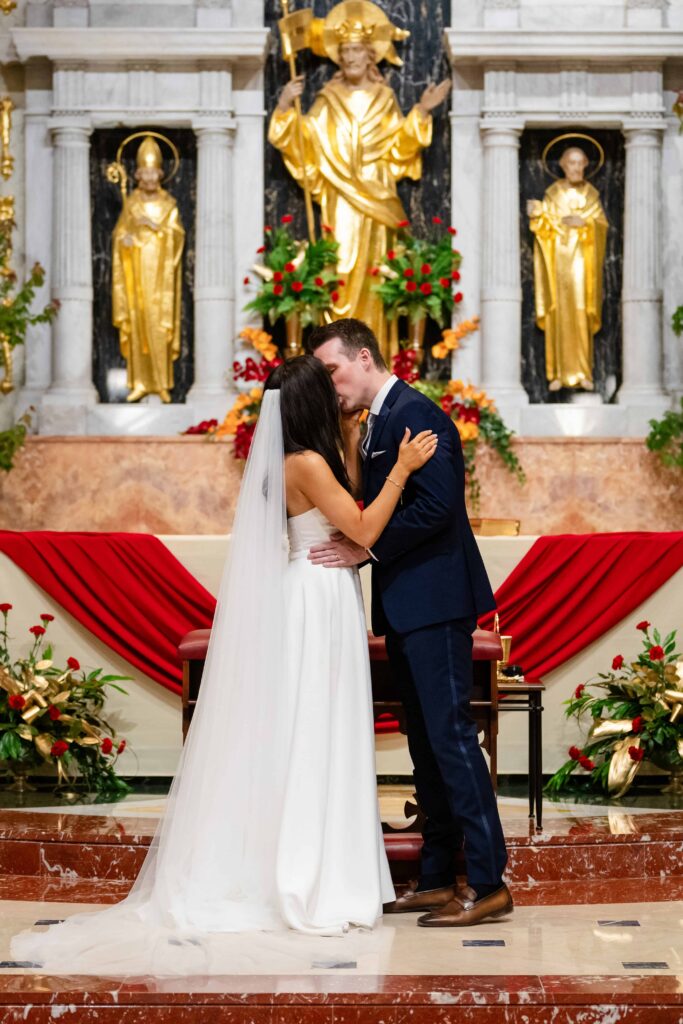 Cathedral Basilica Wedding captured by Phavy Photography | Catholic Wedding Photographer in St. Augustine