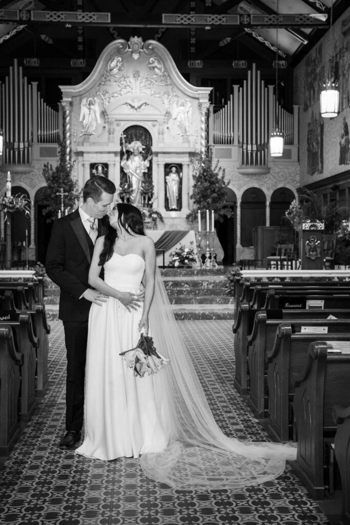 Cathedral Basilica Wedding captured by Phavy Photography | Catholic Wedding Photography in St. Augustine