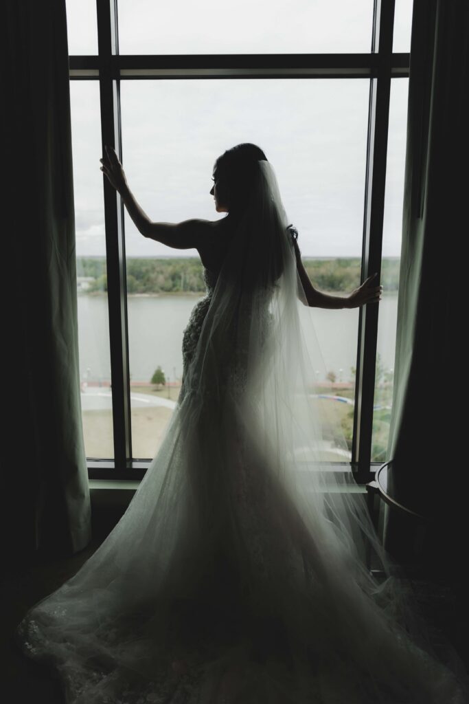 Thompson Savannah Wedding Photos | Captured by Phavy Photography, Savannah Wedding Photographer